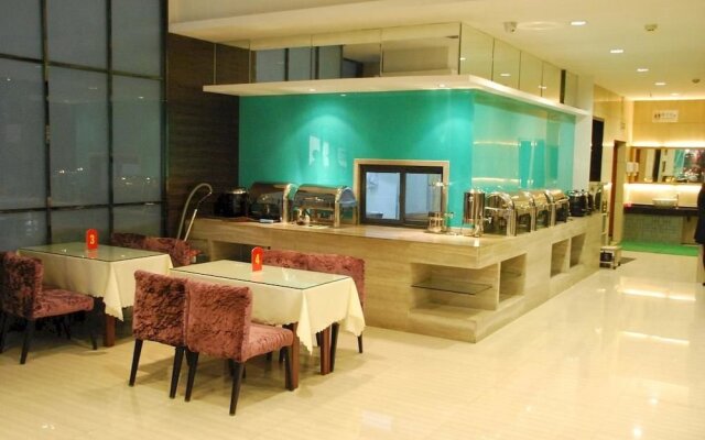 Sunflower Hotel