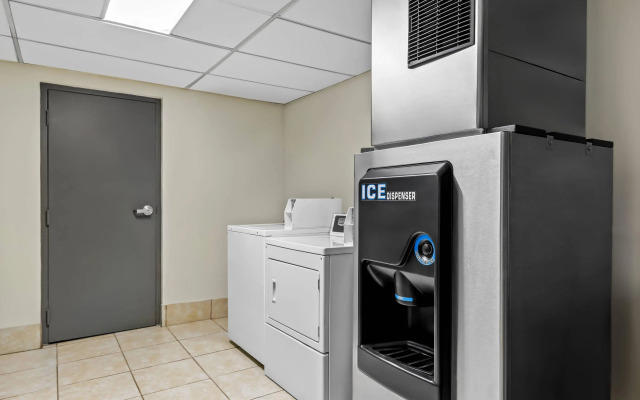 Quality Inn Fort Campbell