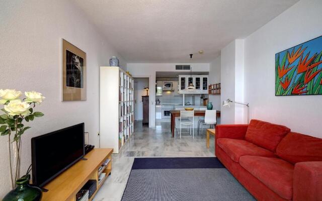 Apartment Boulevard 105