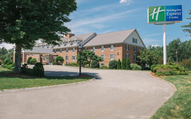 Holiday Inn Express & Suites Merrimack