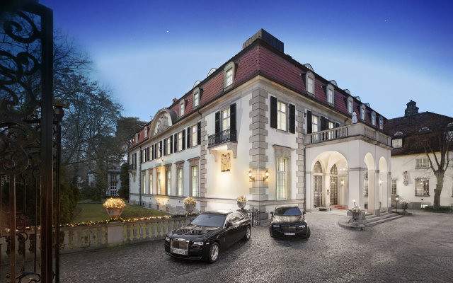 Schlosshotel Berlin By Patrick Hellmann