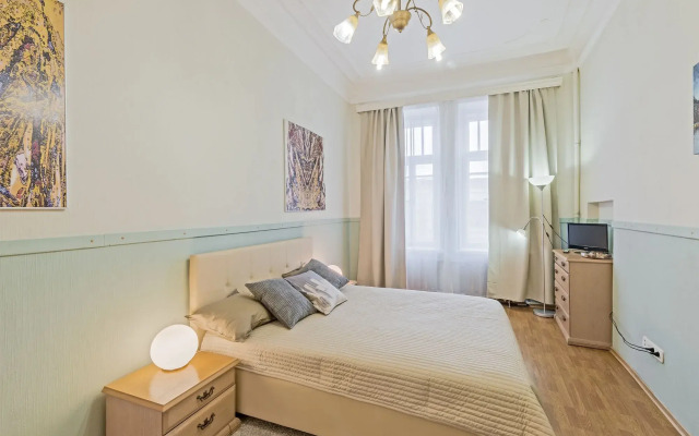 Spb2Day Vosstaniya 3-5