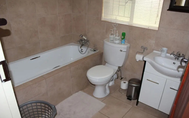 Four Seasons Guesthouses