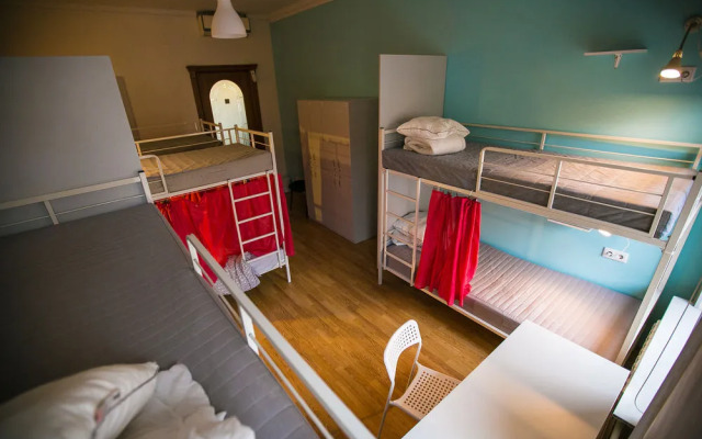 Minihotel Higher Clouds