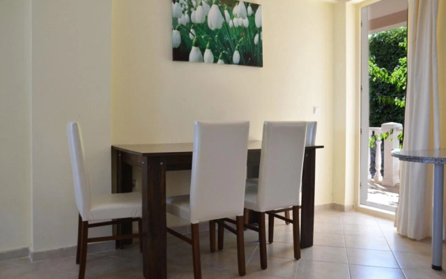 House 30 Mins to Bodrum With 21 Pools in Milas