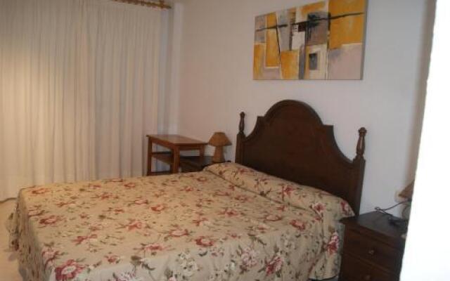 Apartamentos Marineu Cala Gonzalez