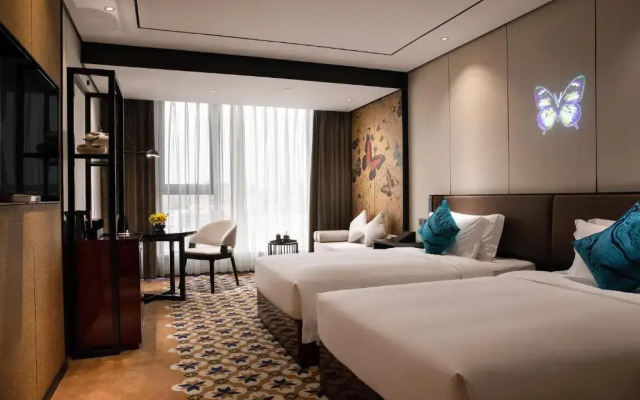 Paco Ya Hotel (Zhanjiang Guomao People's Square)