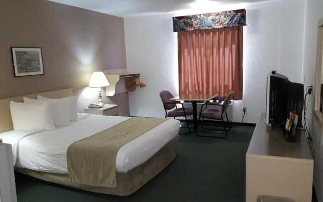 Super 8 Pincher Creek AB