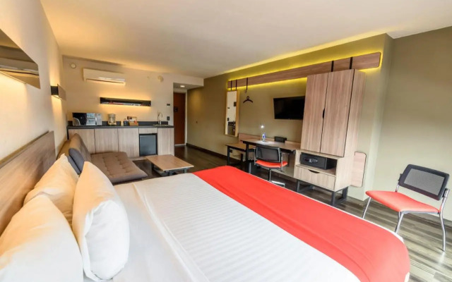 City Express Plus by Marriott Bogota Aeropuerto