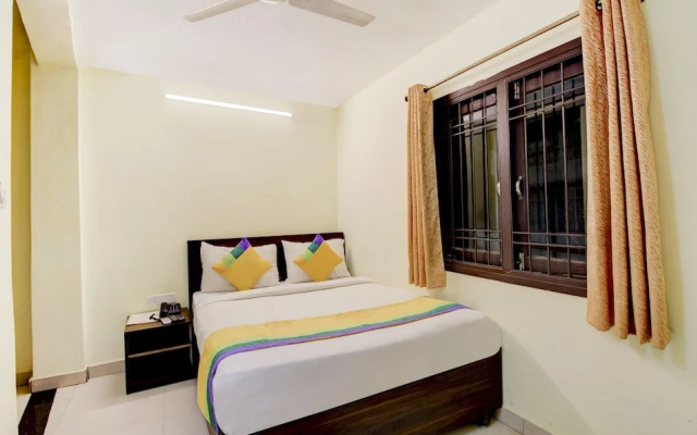 Itsy Hotels Royal Monarch