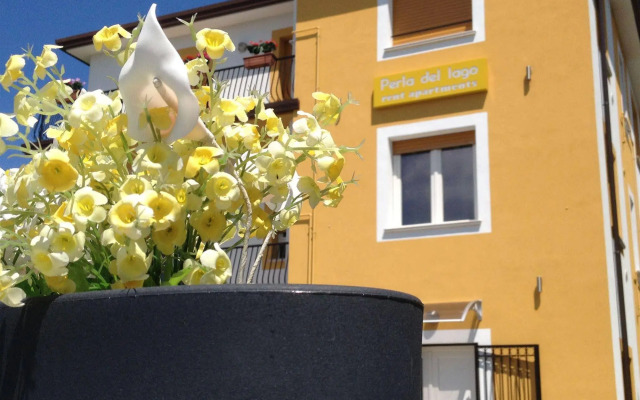 Perla del lago rent apartments