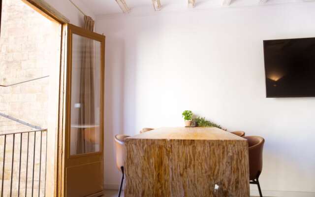 Apartamentos La Guarida 1820