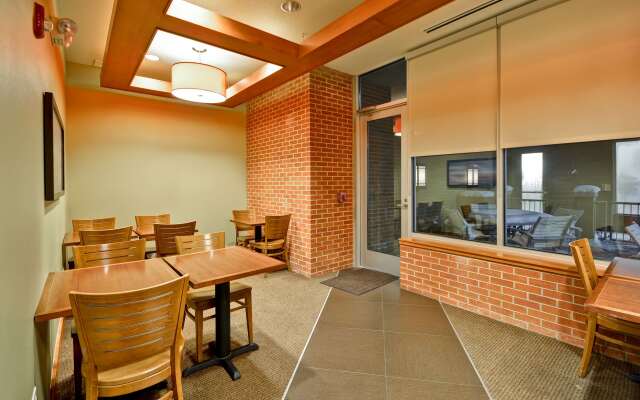 Hyatt Place Chicago/Naperville/Warrenville