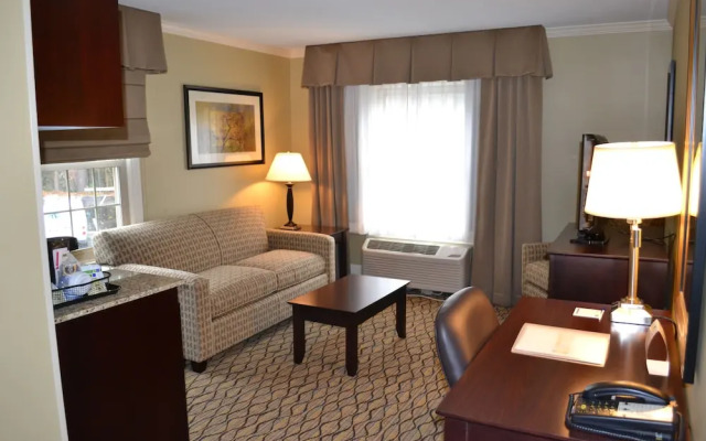 Holiday Inn Express Merrimack