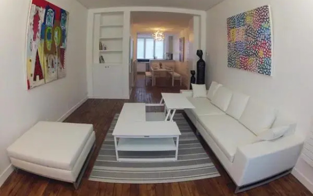 Ze Art Apartment