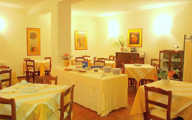 Charming Umbrian Stay for 4 Guests