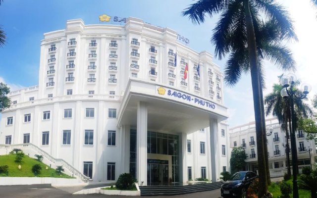 Saigon Phu Tho Hotel