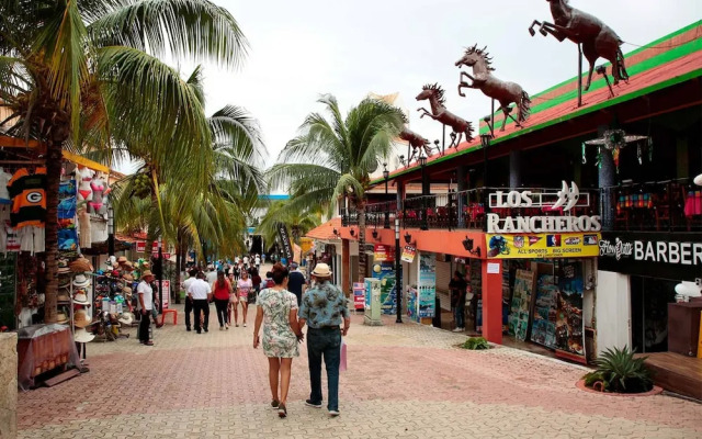 Hotel Acuario PLAYA DEL CARMEN