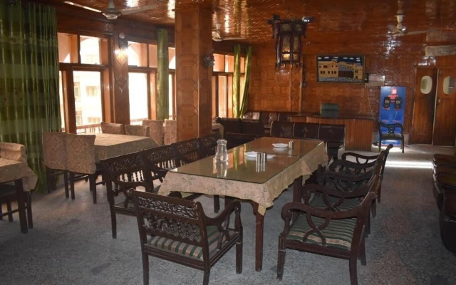 Jamal Hotel