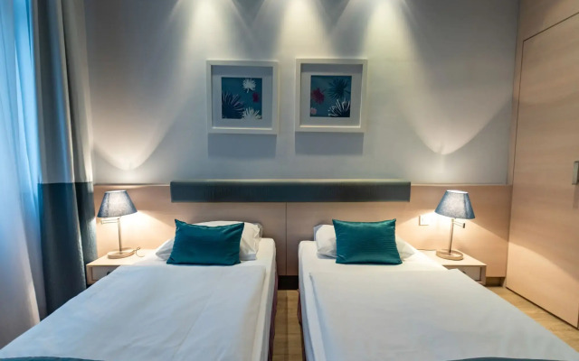 Atrium Fashion Hotel