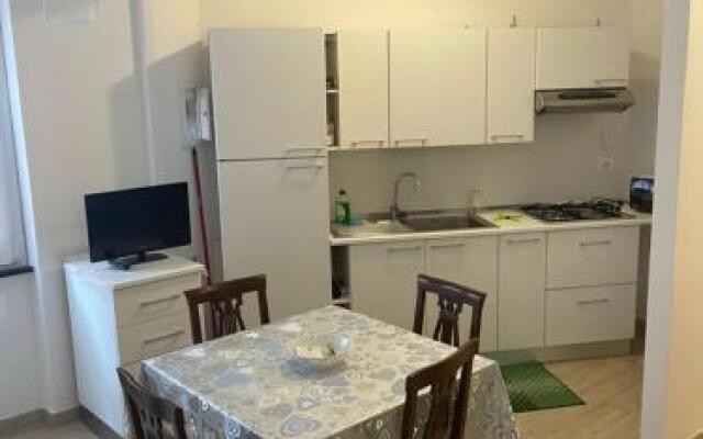 Flat 2 Bedrooms 1 Bathroom - Recco