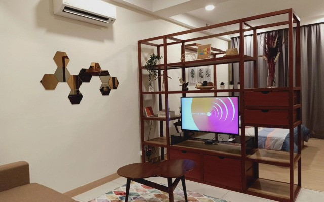 Desiran @ Timurbay - seafront studio apartment with WiFi