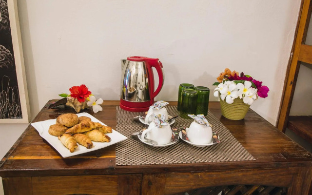 Moonshine Uroa Boutique Hotel