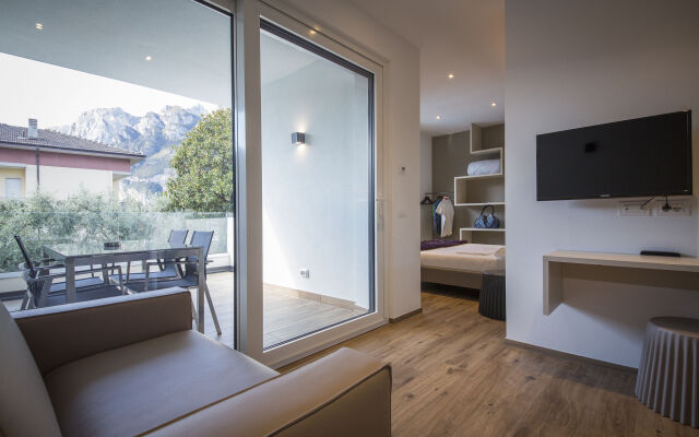 Riva Lake lodge