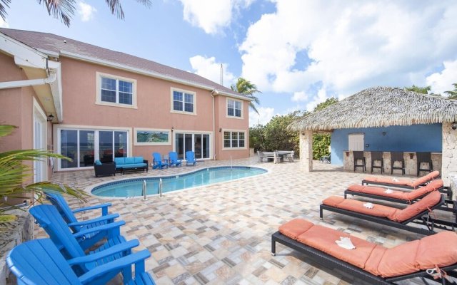 Reef Romance by Grand Cayman Villas & Condos