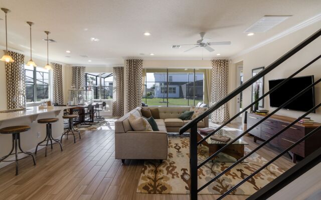 Sonoma Resort by VHC Hospitality