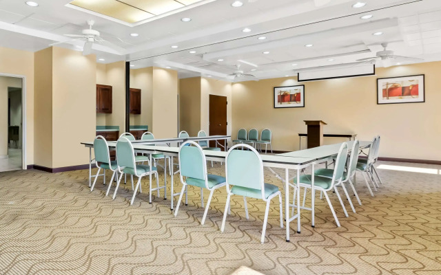 Comfort Suites Lumberton
