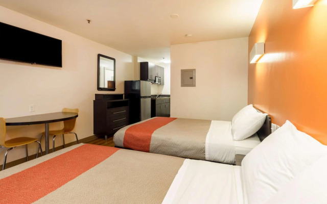 Savannah Suites Greenville