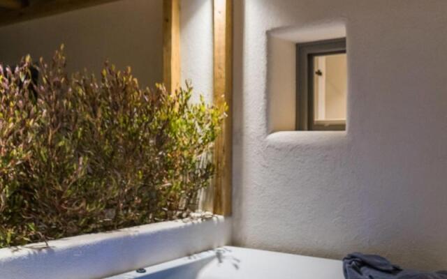 Lemon Suites Santorini
