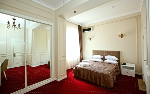 Miraj Hotel