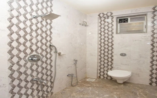 Meera Vatika by OYO Rooms