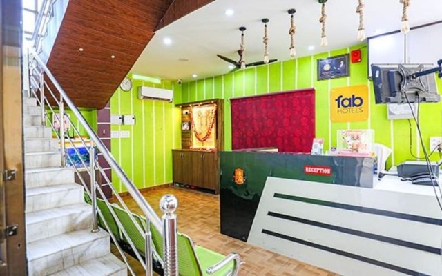 Fabhotel Shivam Palace
