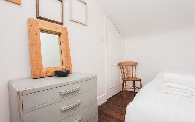1 Bedroom Flat In Vibrant Brixton