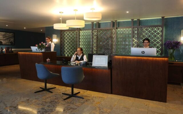 Radisson Hotel Plaza del Bosque