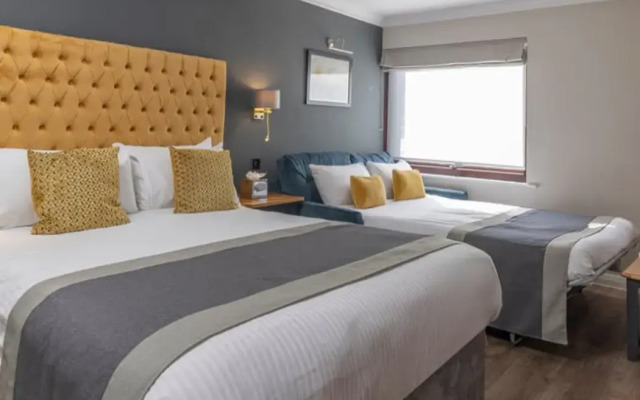 The Crooklands, BW Signature Collection