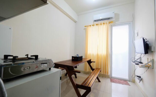2BR Artistic Room Green Pramuka Apartment closed to Mall By Travelio