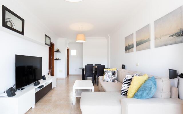 Home2Book Beautiful Duplex Parque La Reina + Wifi