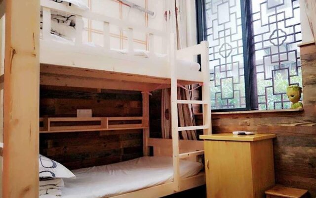 Hangzhou Qingchao Hostel