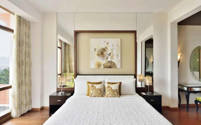 Le Méridien Jaipur Resort & Spa