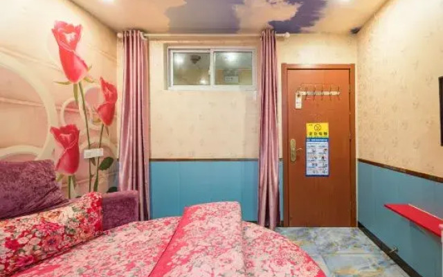 August Fashion Hotel (Nanjing Lishui Dadongmen)