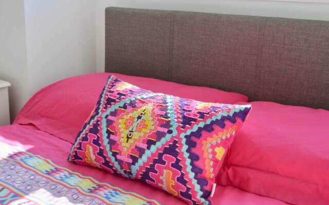 2 Bedroom Apartment In Pilton