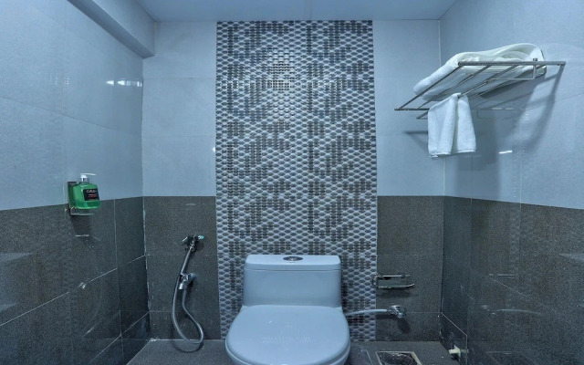 Mayajaal Multiplex By OYO Rooms