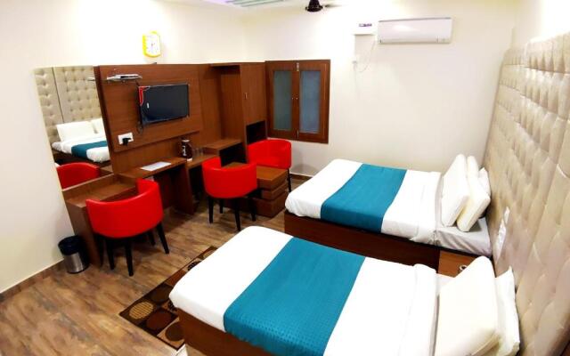 City Hotel