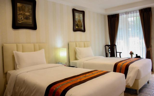 Chuchai Buri Sri Amphawa