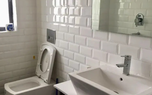 Drongpa suites