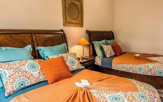 Cabo Hacienda w/ Private Pool & Rooftop Terrace!